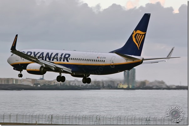 EI-FTV Ryanair Boeing 737-8AS(WL) 